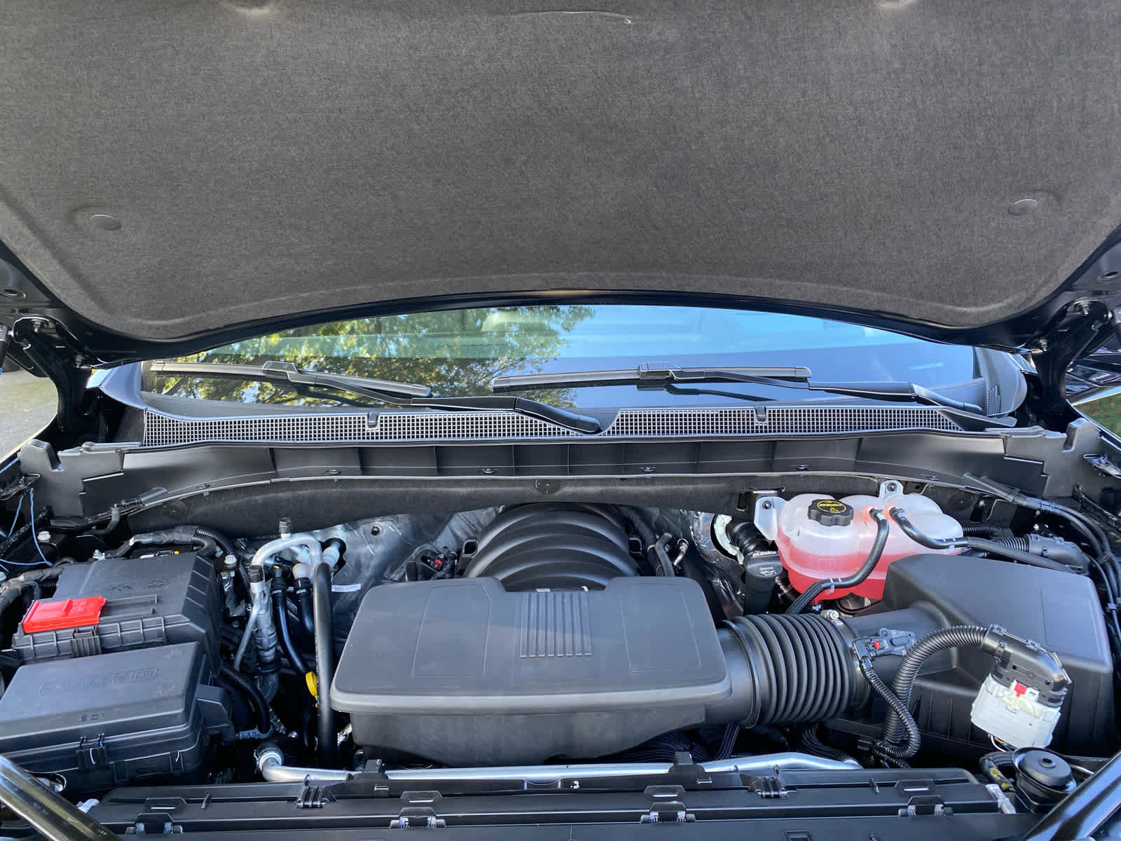 New 2026 Chevrolet Tahoe Z71 w/ Z71 Off-Road Package image 14