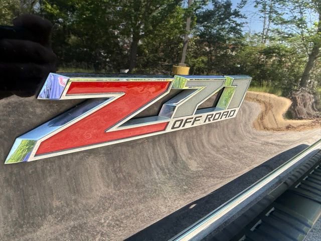 Used 2016 Chevrolet Silverado 2500 LTZ w/ Duramax Plus Package AWD/4WD image 9