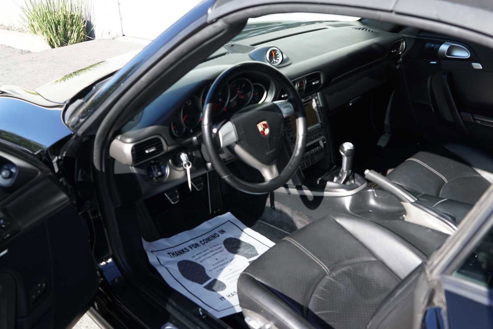Used 2006 Porsche 911 Carrera 4 image 32