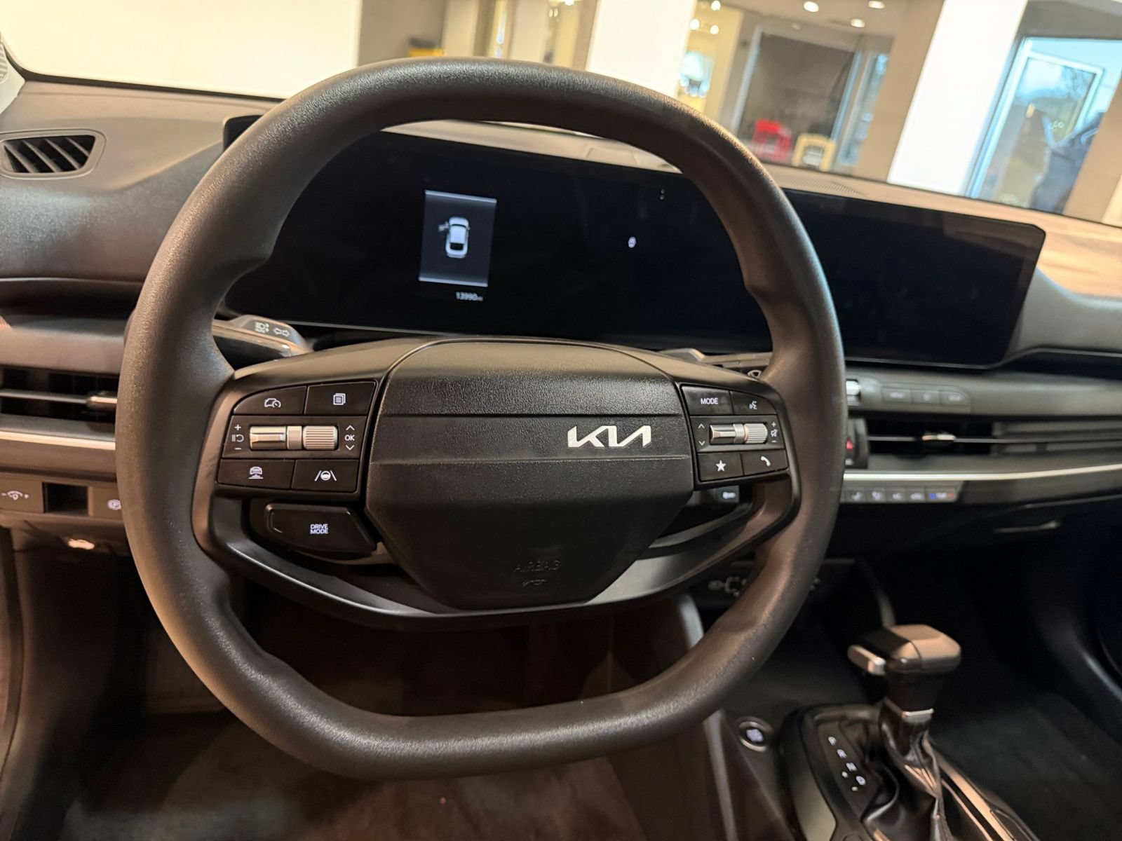 Used 2026 Kia K4 FWD image 27