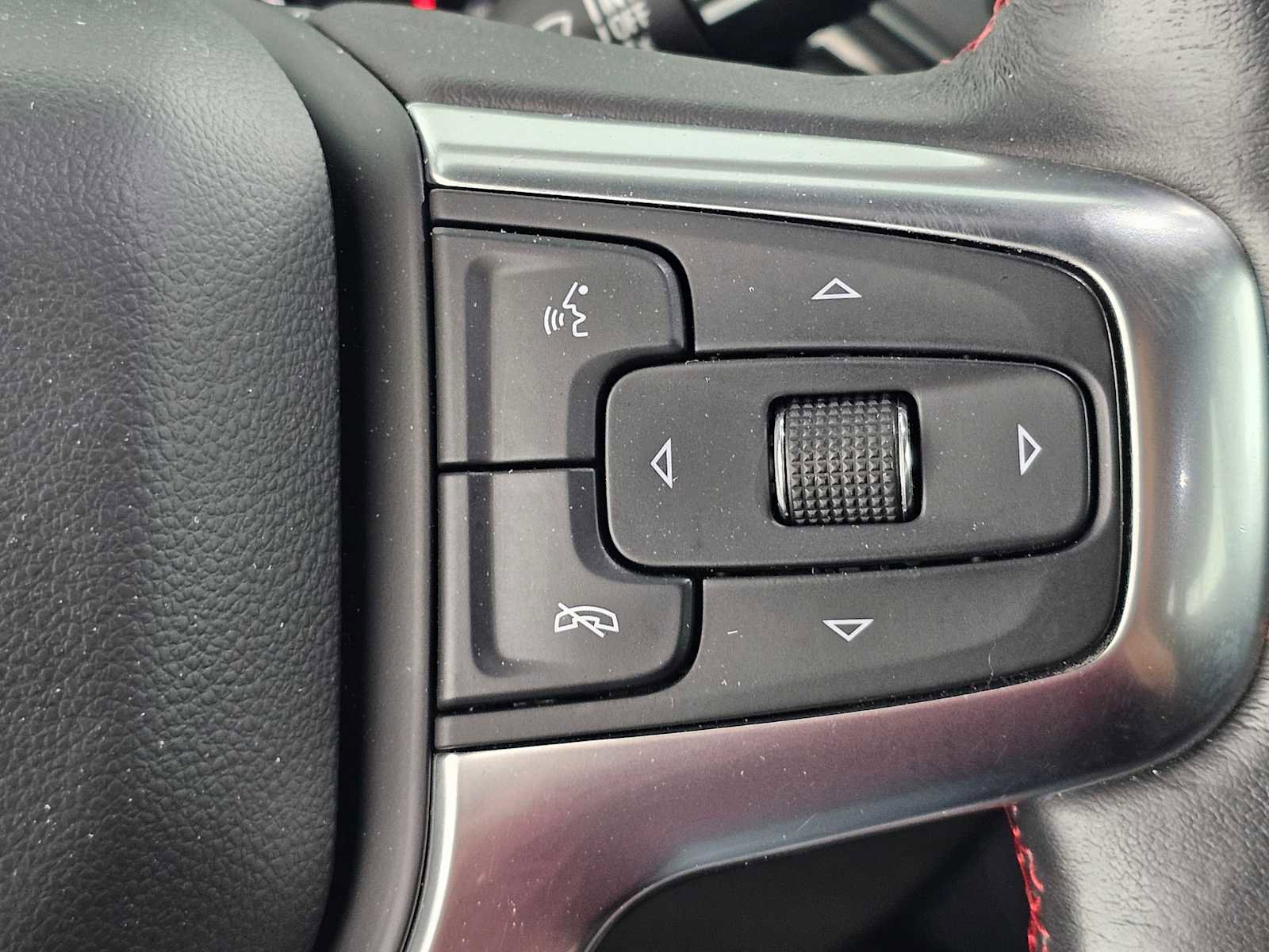 Used 2020 Chevrolet Blazer RS image 29