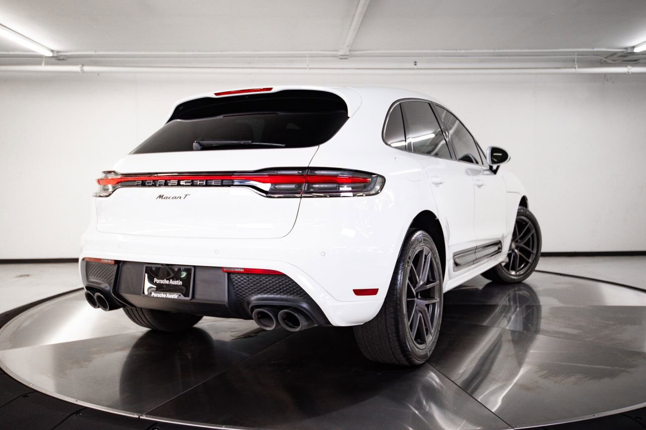 Certified 2023 Porsche Macan Turbo AWD/4WD image 7