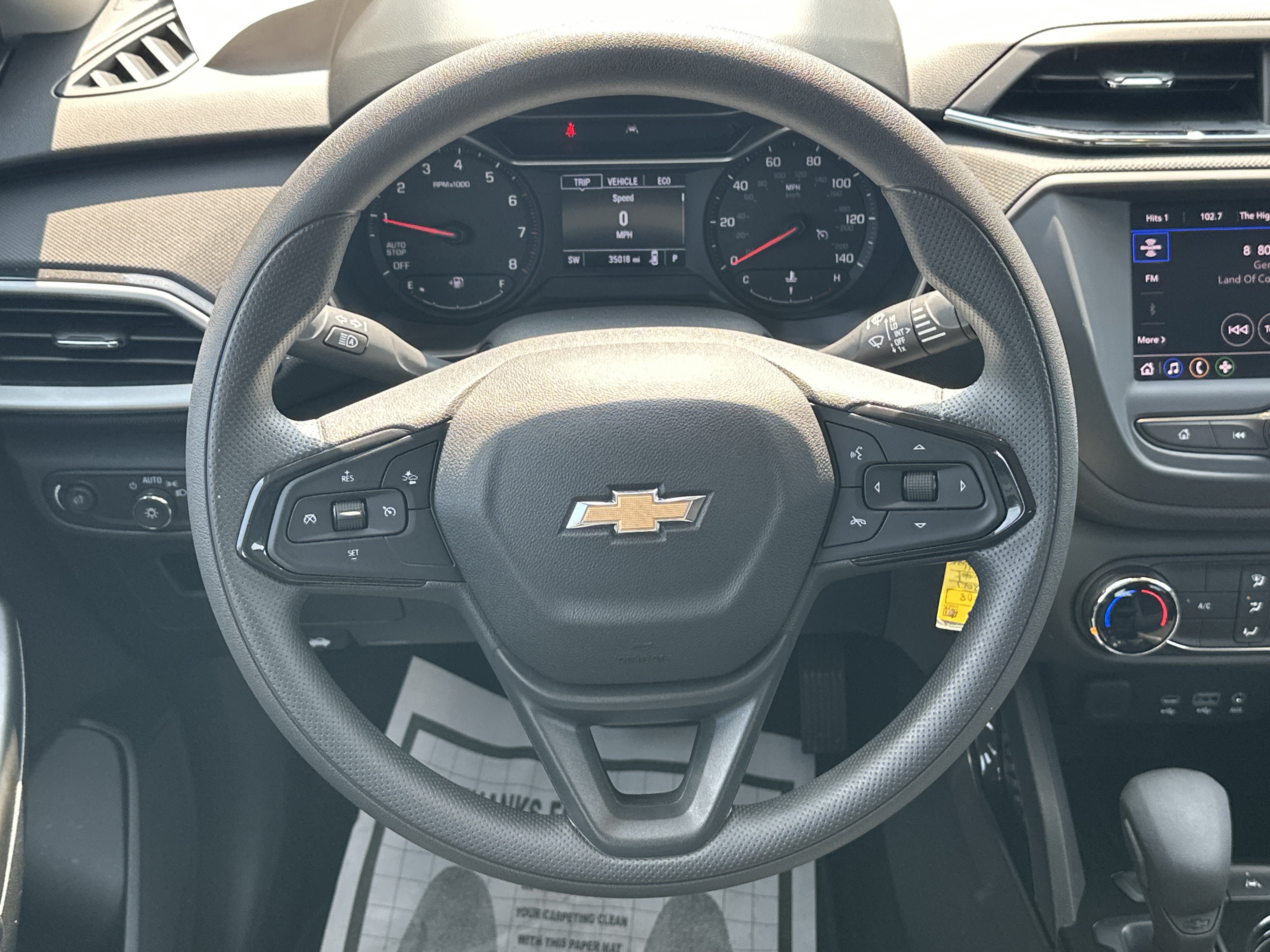 Used 2023 Chevrolet TrailBlazer LS FWD image 25