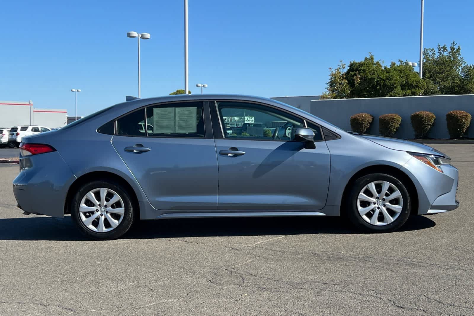 Used 2023 Toyota Corolla LE FWD image 6