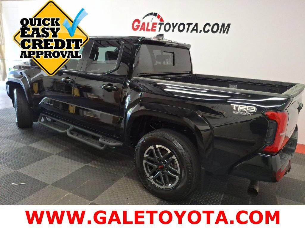 Used 2024 Toyota Tacoma TRD Sport w/ TRD Sport Premium Package AWD/4WD image 10