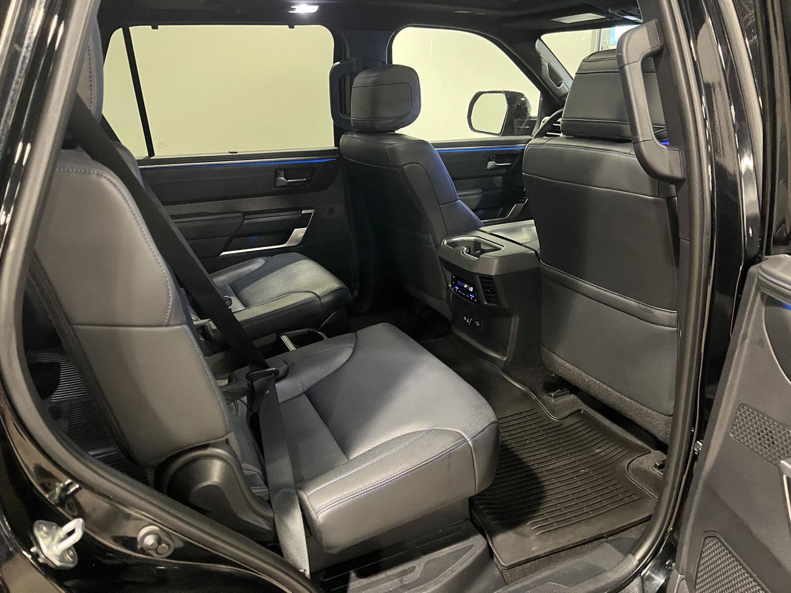 Used 2023 Toyota Sequoia Platinum AWD/4WD image 43
