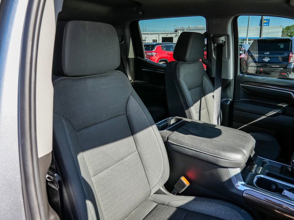 Used 2024 Chevrolet Silverado 1500 RST w/ Convenience Package II image 18