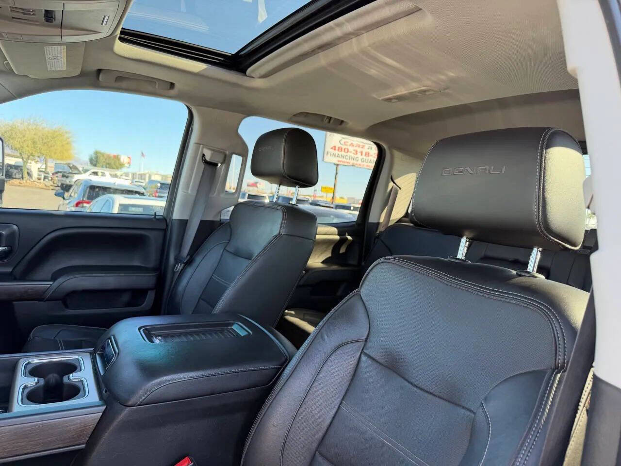 Used 2019 GMC Sierra 2500 Denali w/ Duramax Plus Package AWD/4WD image 21