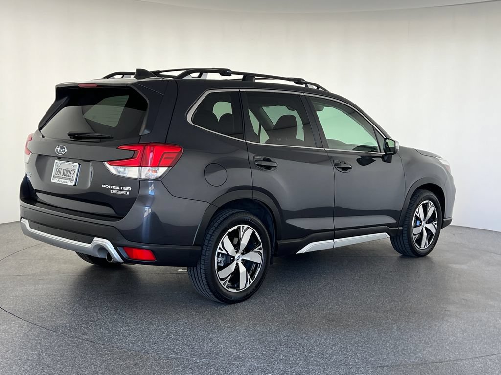 Used 2019 Subaru Forester Touring AWD/4WD image 3