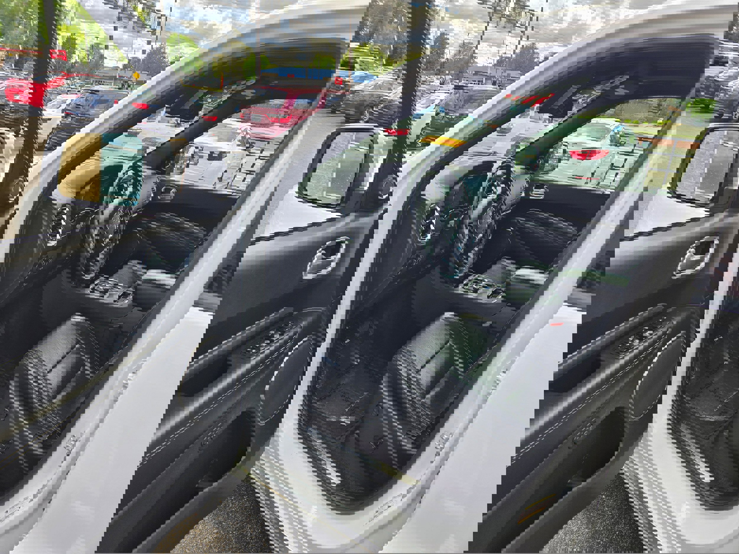 Used 2017 Dodge Durango Citadel image 4