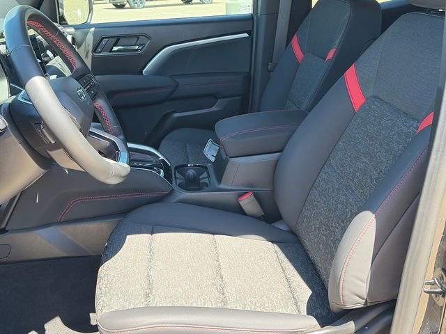 Used 2024 Chevrolet Colorado Z71 w/ Advanced Trailering Package image 13