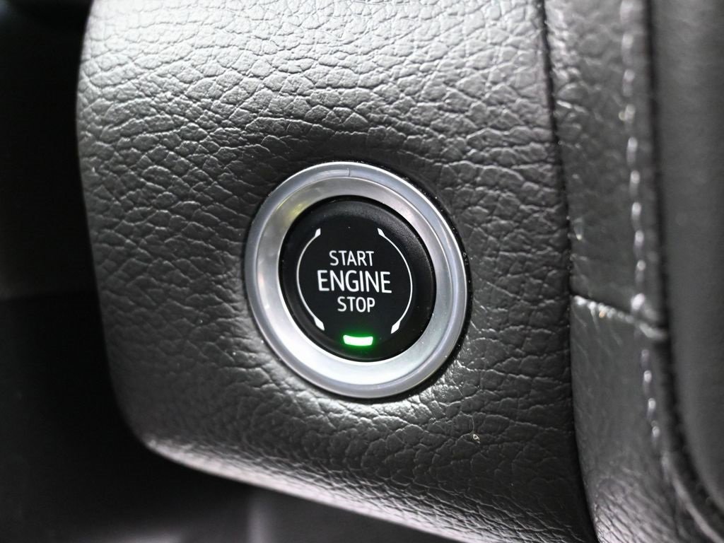 Used 2024 GMC Yukon Denali image 23