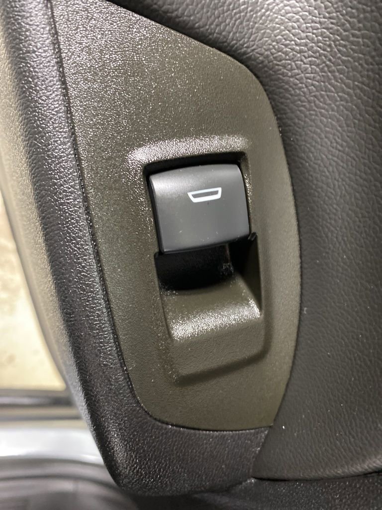 Used 2023 Chevrolet Equinox LT image 27