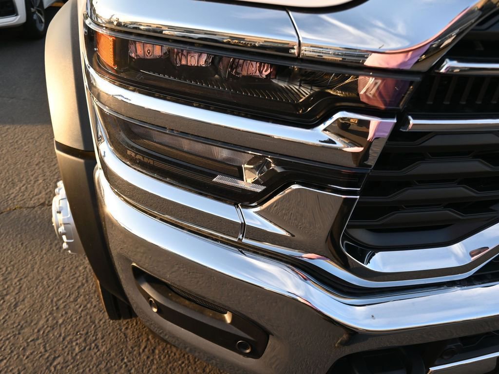 New 2025 RAM 5500 Tradesman image 17