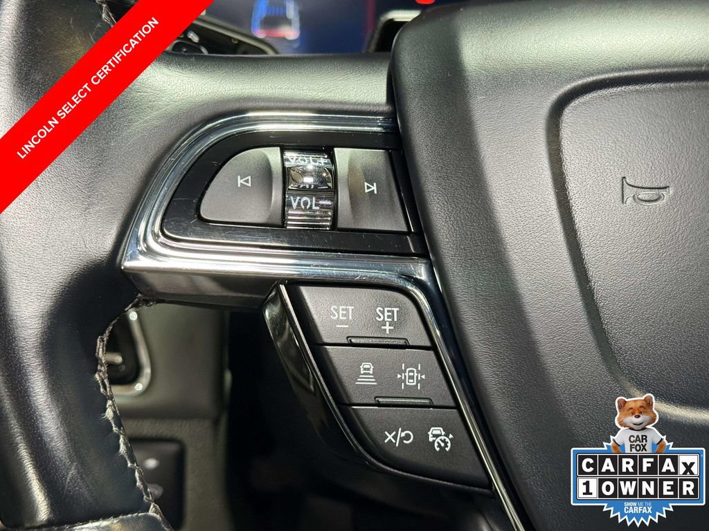 Certified 2022 Lincoln Navigator Black Label AWD/4WD image 11