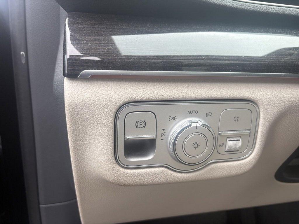 Used 2020 Mercedes-Benz GLE 350 image 8