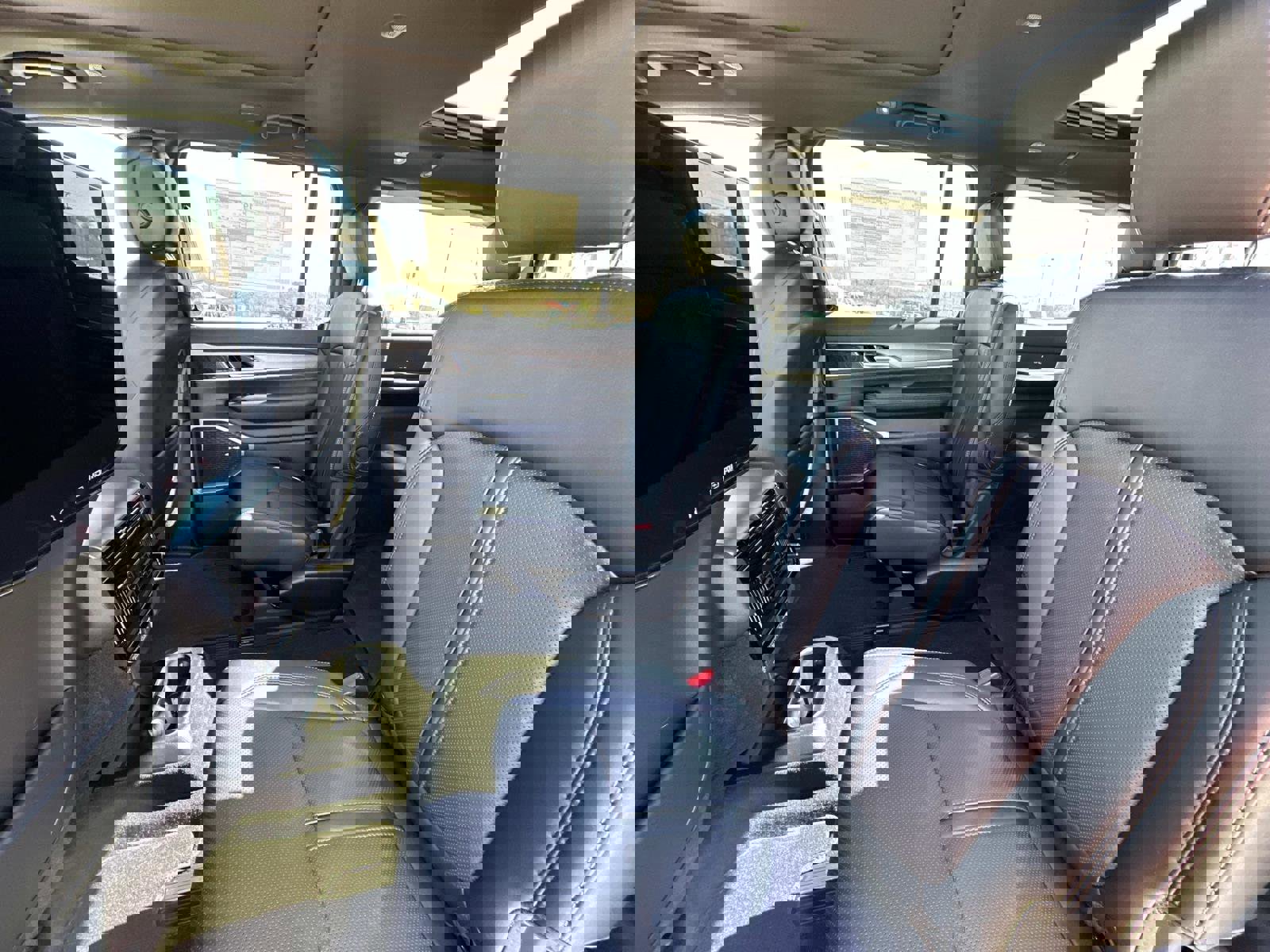 New 2025 Jeep Wagoneer Series II w/ Convenience Group I image 17