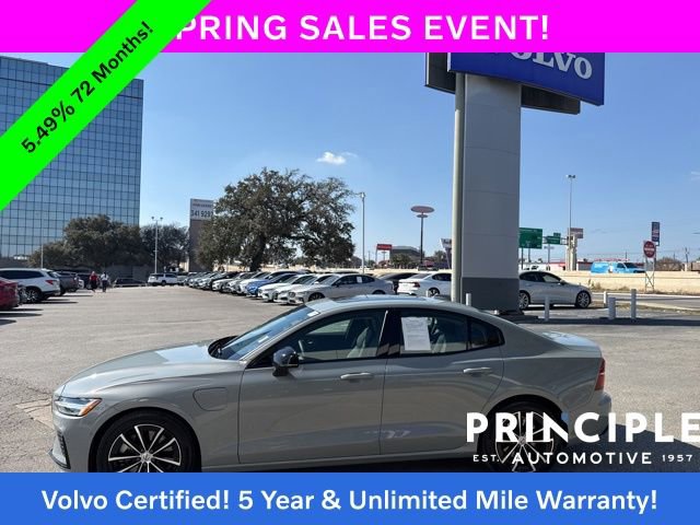 Certified 2025 Volvo S60 T8 Plus image 7