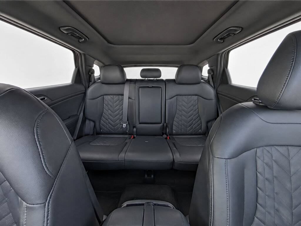 Used 2023 Kia Sportage X-Line w/ X-Line Premium Package AWD/4WD image 17