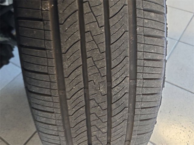 Used 2023 Nissan Rogue SL image 25