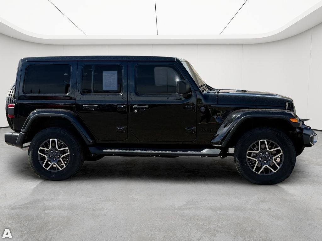 Used 2025 Jeep Wrangler Sahara w/ Safety Group image 8