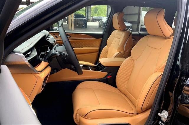 New 2026 Jeep Grand Cherokee Summit w/ Obsidian Package AWD/4WD image 22
