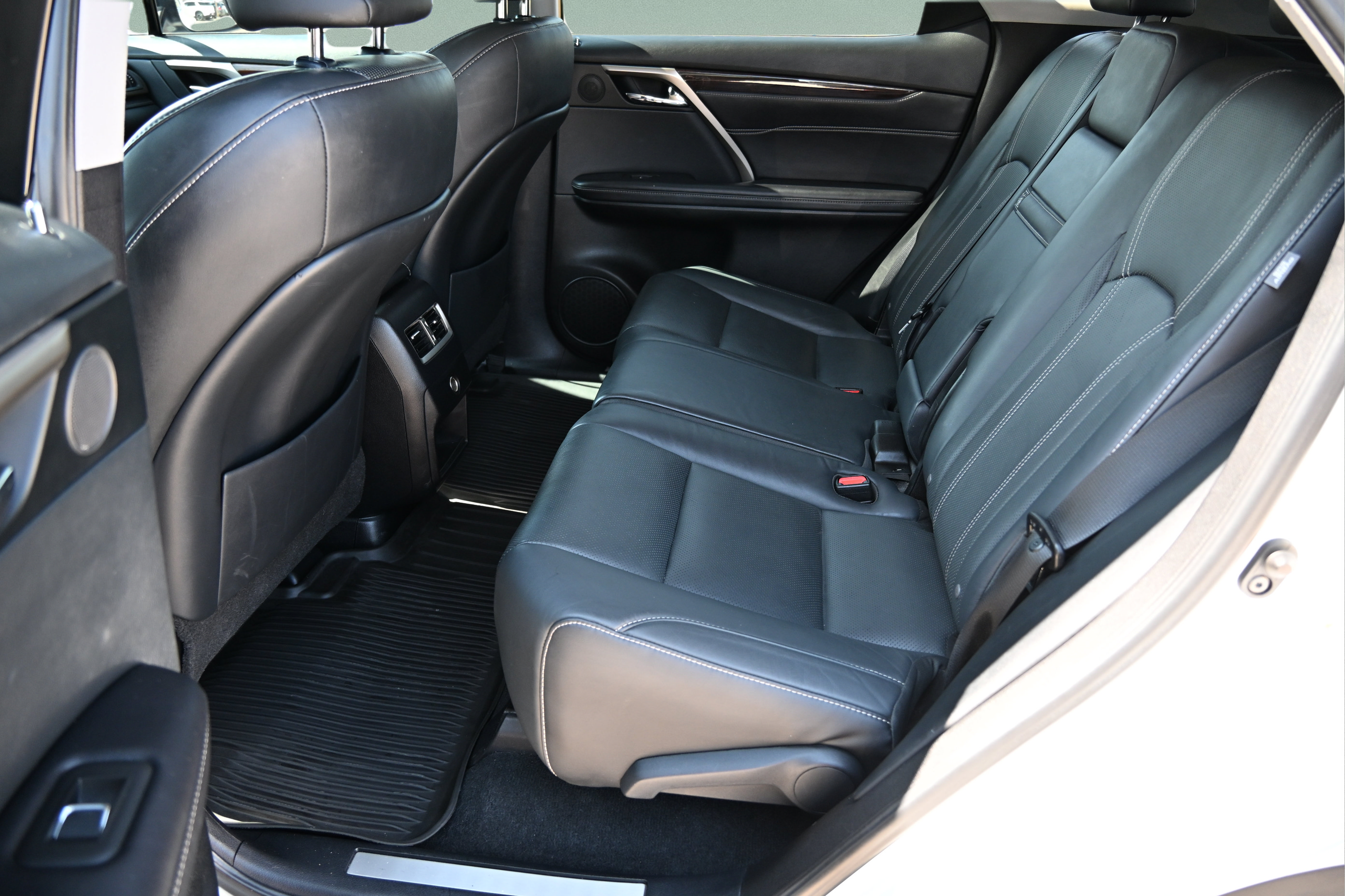 Used 2018 Lexus RX 350 FWD w/ Premium Package image 15