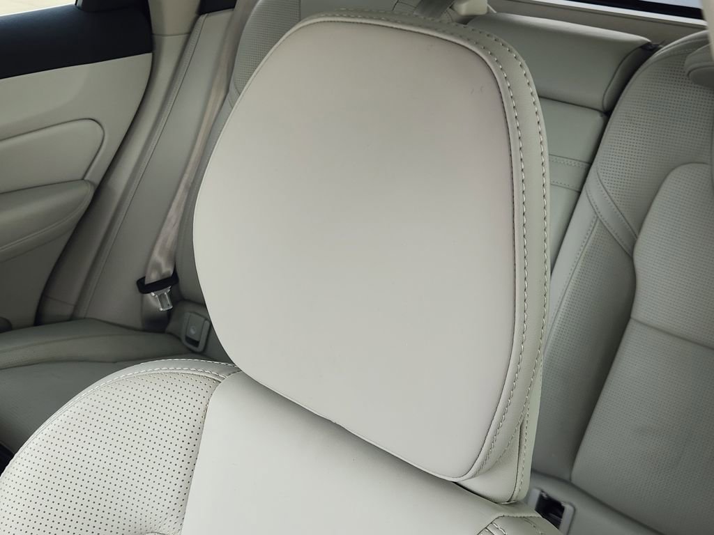 Used 2021 Volvo XC60 T5 Inscription w/ Protection Package Premier FWD image 24