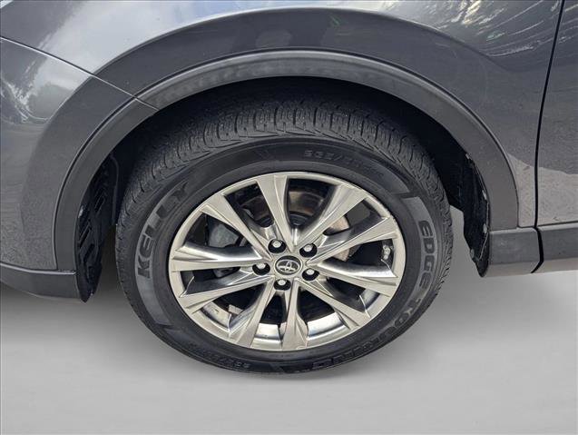 Used 2017 Toyota RAV4 Limited image 23
