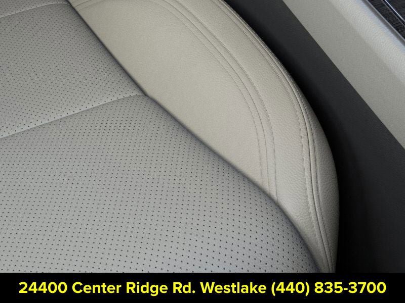 New 2026 Lincoln Aviator Reserve AWD/4WD image 16