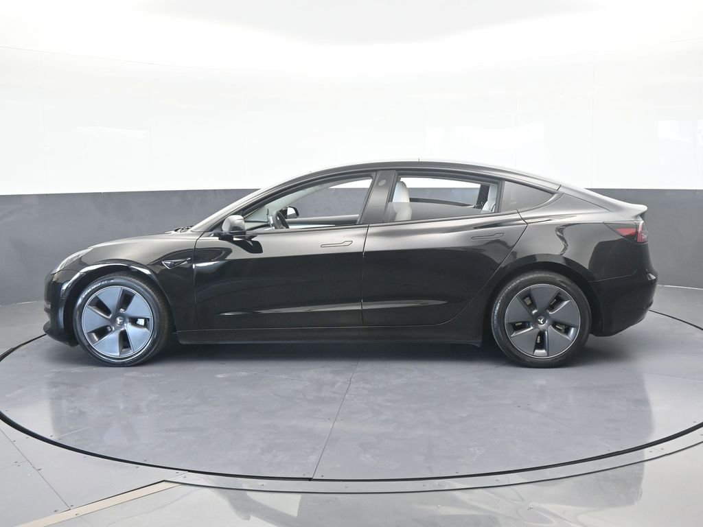 Used 2022 Tesla Model 3 image 3
