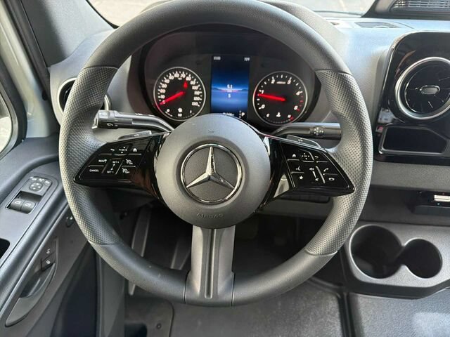 New 2026 Mercedes-Benz Sprinter 2500 image 13