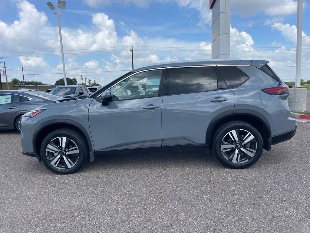 Certified 2025 Nissan Rogue SL AWD/4WD image 4