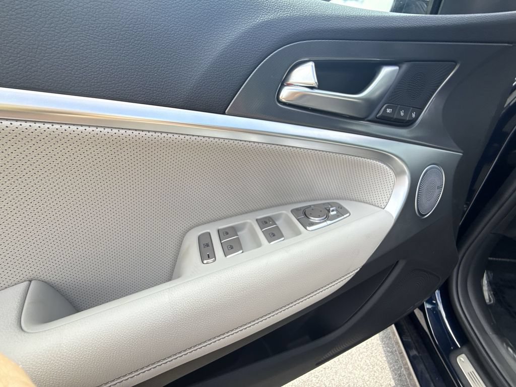 New 2026 Genesis G70 3.3T Sport Prestige AWD/4WD image 13
