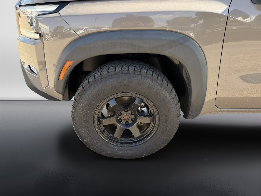 Used 2024 Nissan Frontier PRO-4X w/ Technology Package AWD/4WD image 9