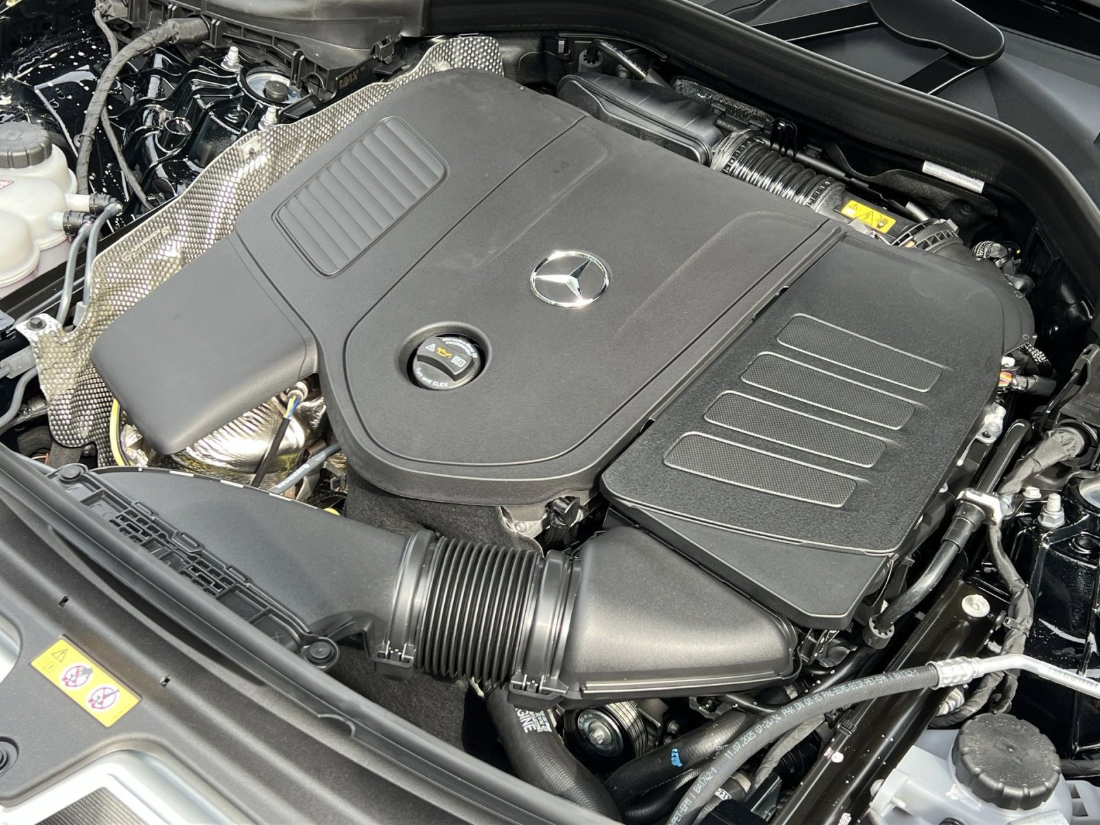 Certified 2026 Mercedes-Benz GLC 300 4MATIC image 27