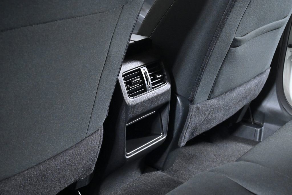 Certified 2023 Nissan Rogue S image 27