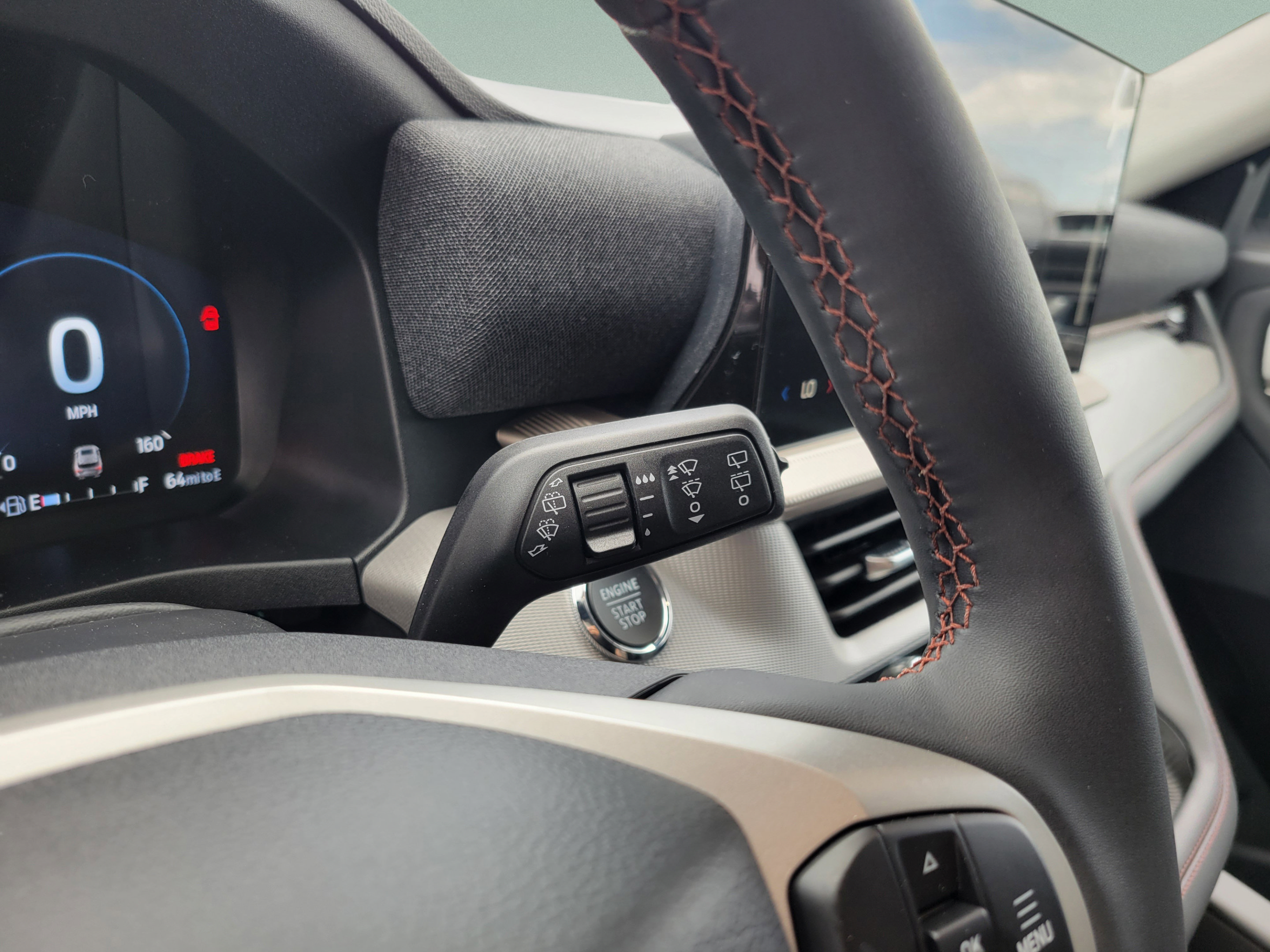 New 2026 Ford Explorer Active RWD image 23
