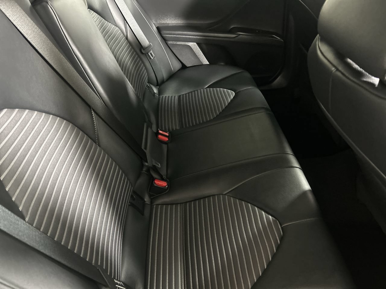 Used 2024 Toyota Camry SE w/ Convenience Package FWD image 26