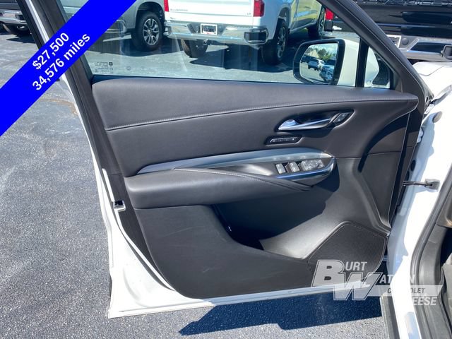 Used 2022 Cadillac XT4 Premium Luxury w/ Enhanced Visibility Package AWD/4WD image 13