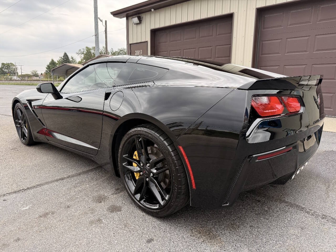 Used 2017 Chevrolet Corvette Stingray Coupe RWD image 5