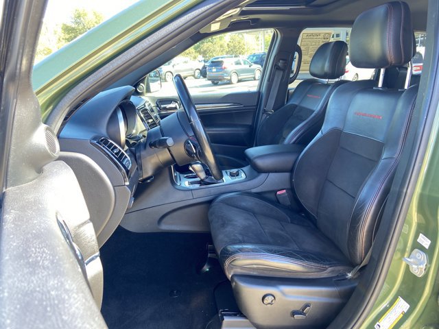 Used 2020 Jeep Grand Cherokee Trailhawk AWD/4WD image 34