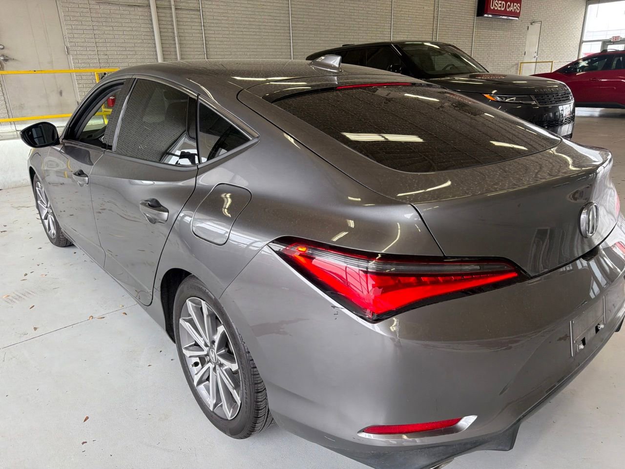 Used 2025 Acura Integra FWD image 8