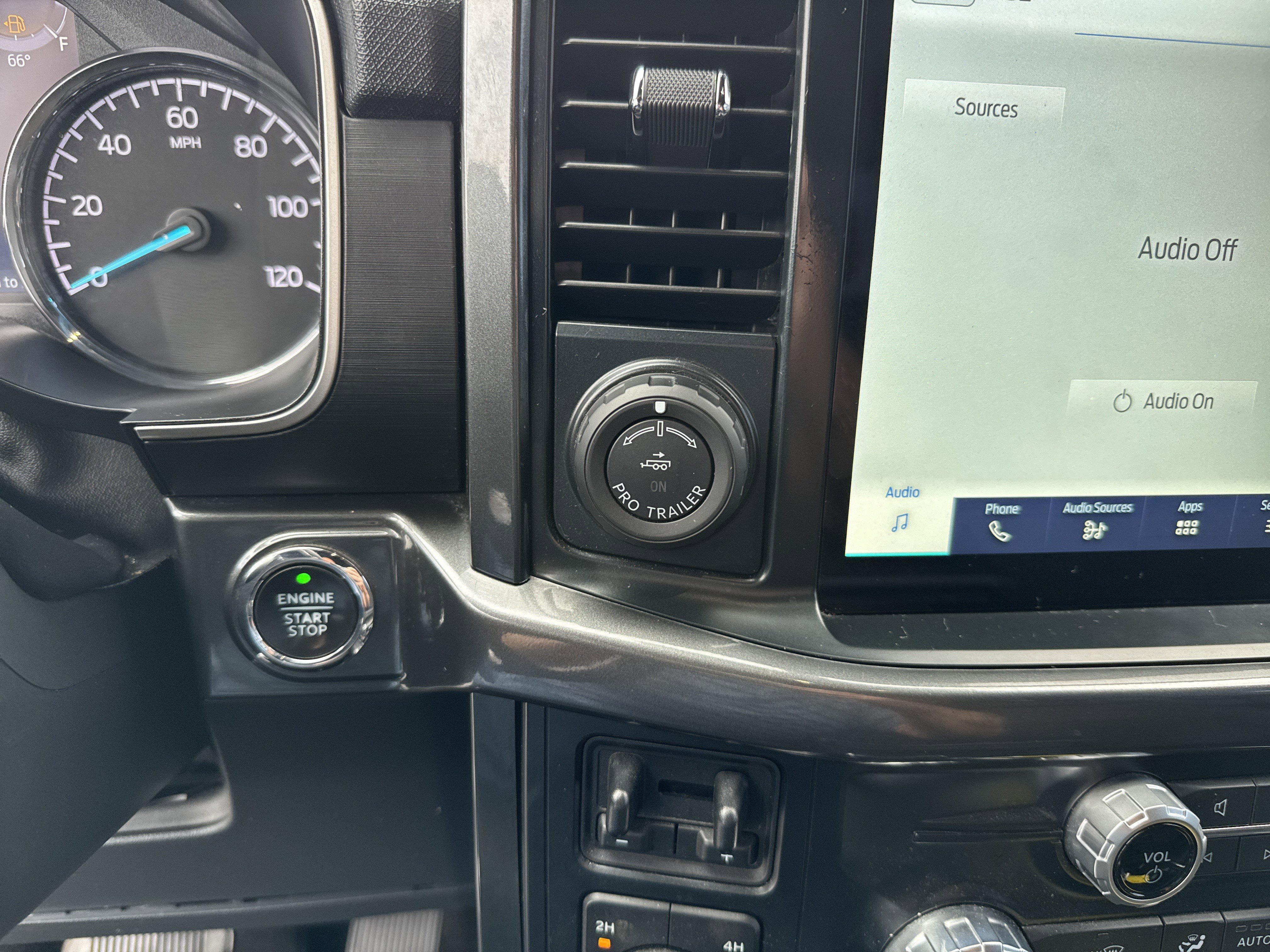 Used 2022 Ford F150 XLT w/ Equipment Group 302A High image 37