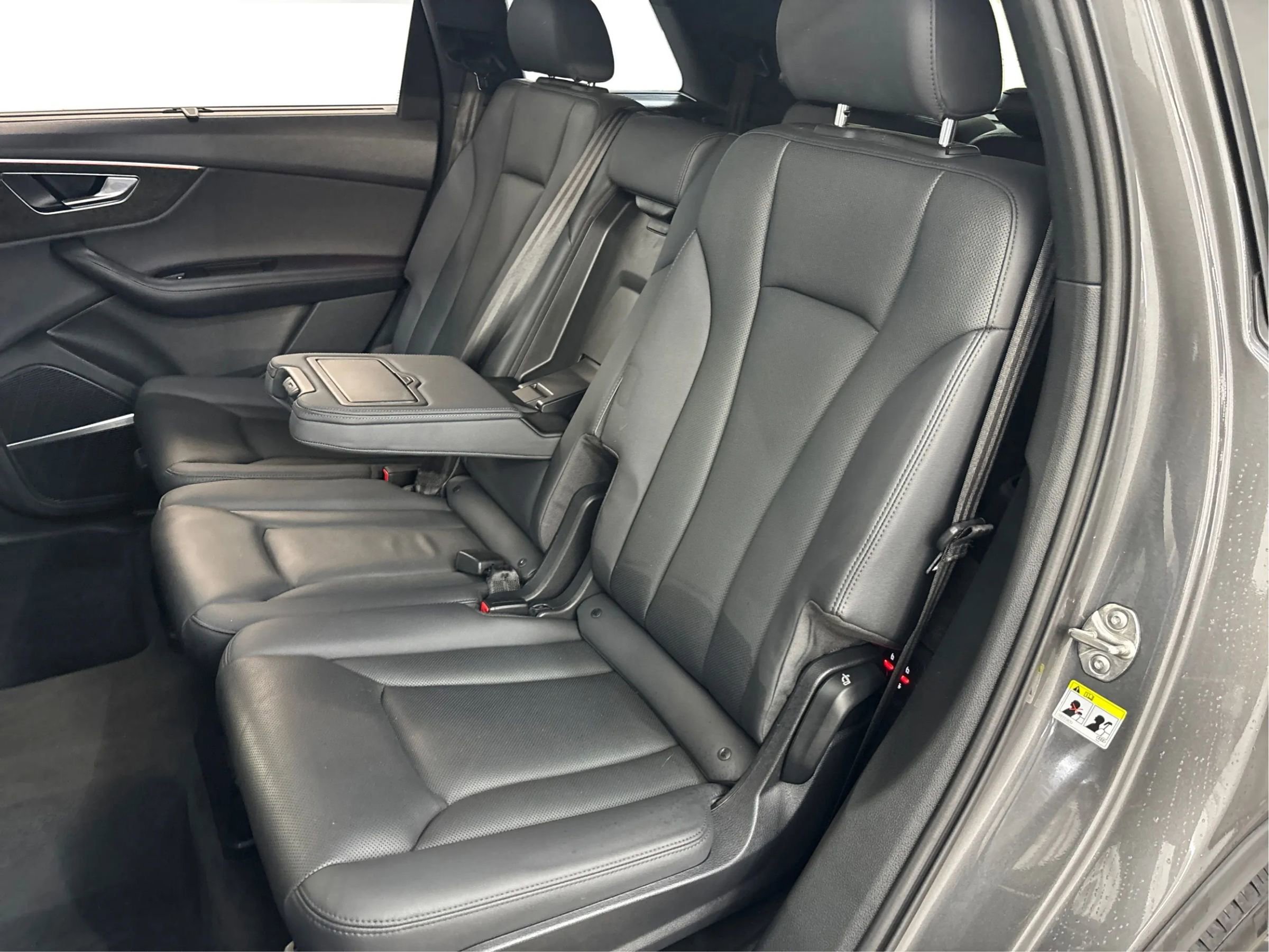 Used 2021 Audi Q7 3.0T Prestige w/ Prestige Package AWD/4WD image 14