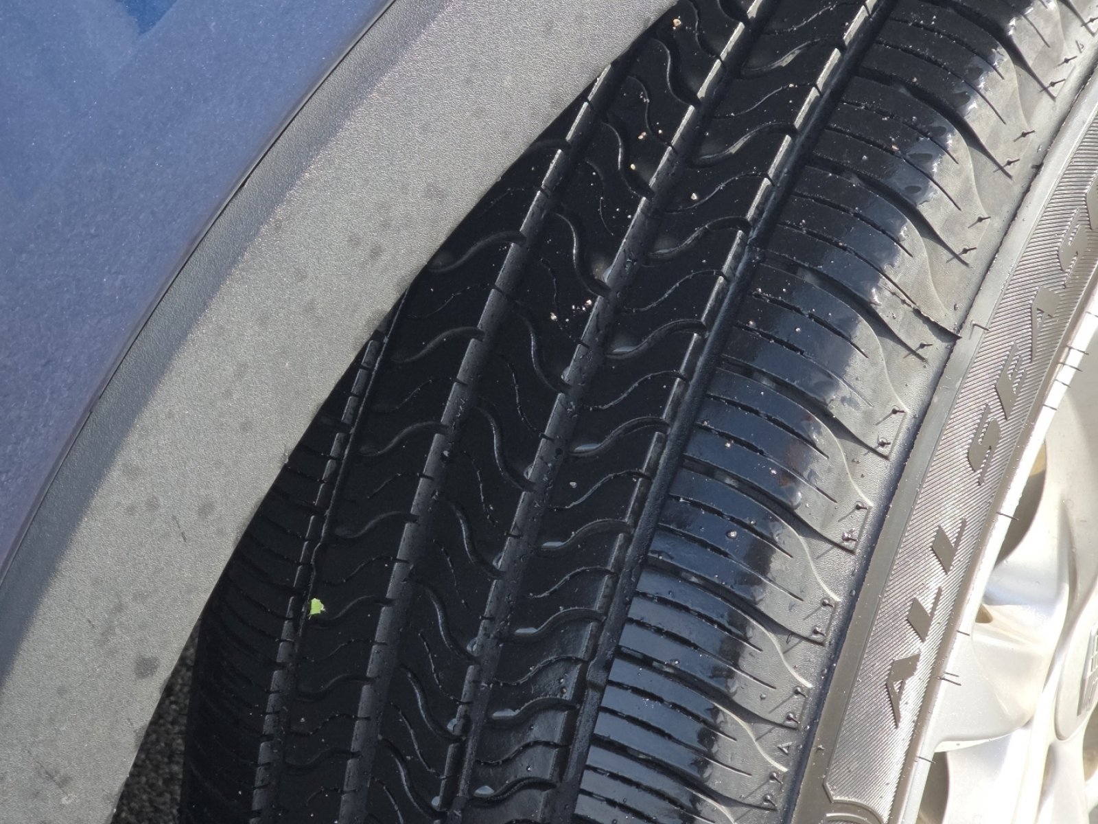 Used 2022 Cadillac XT4 Luxury w/ Cold Weather Package image 10