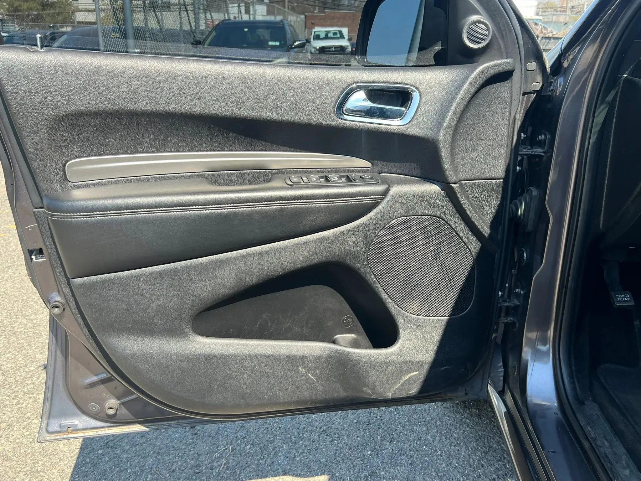 Used 2015 Dodge Durango SXT w/ Blacktop Package AWD/4WD image 12