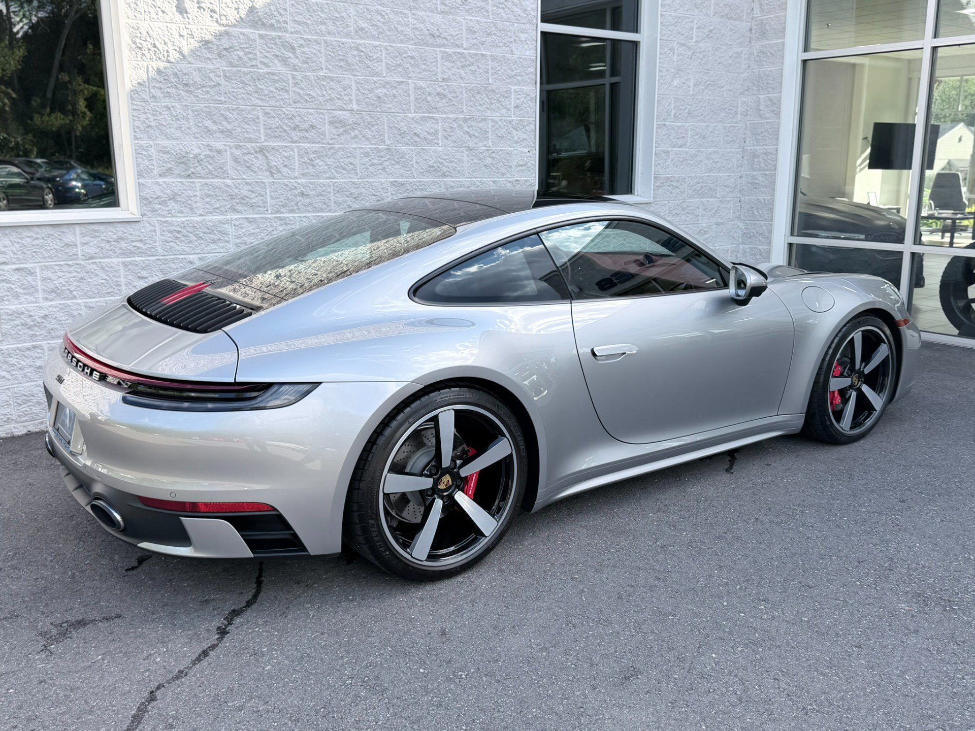 Used 2023 Porsche 911 Carrera S RWD image 41