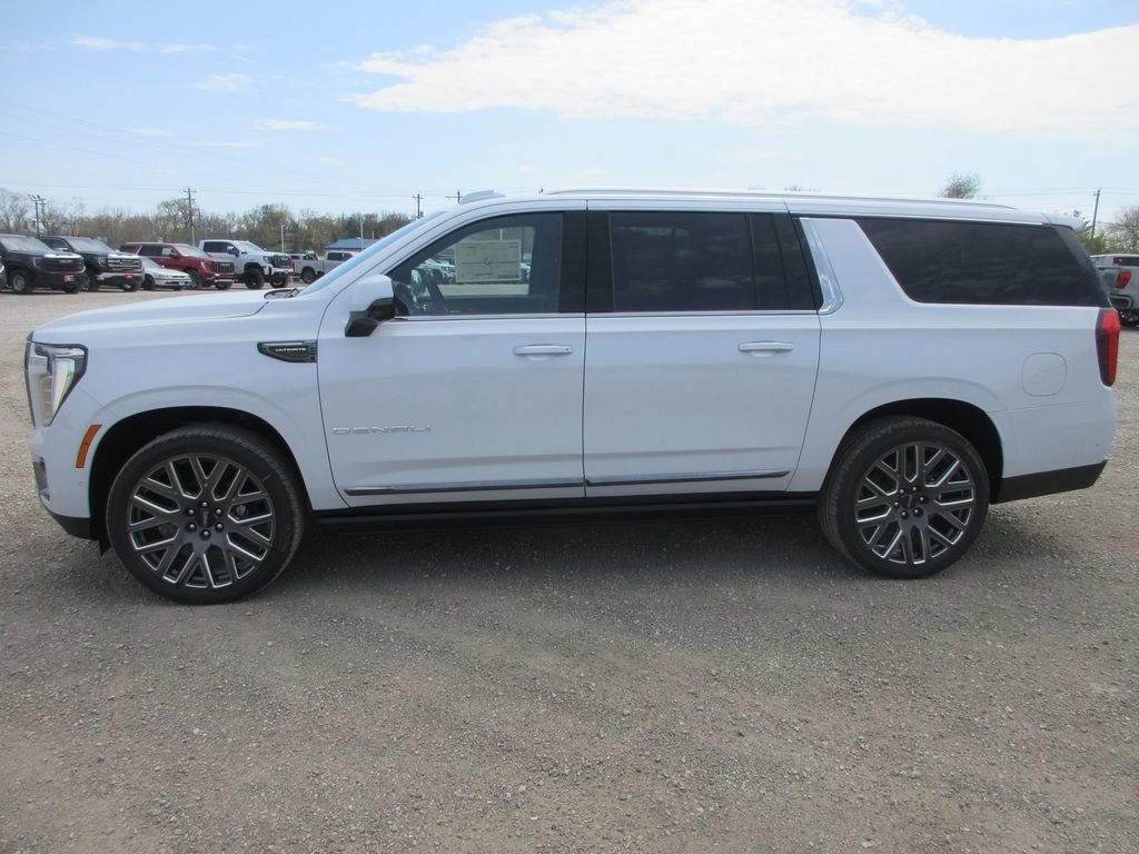New 2026 GMC Yukon XL Denali Ultimate image 7