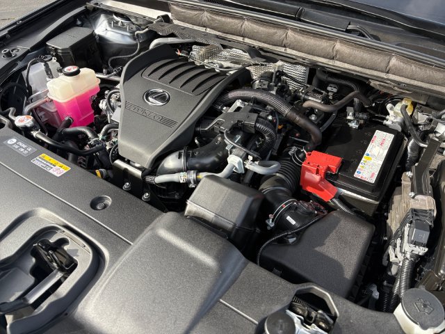 Used 2023 Lexus RX 350 Premium Plus w/ Cold Area Package FWD image 9